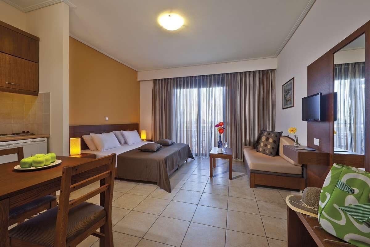 Creta Palm Resort Hotel & Apartments Stalós Екстериор снимка
